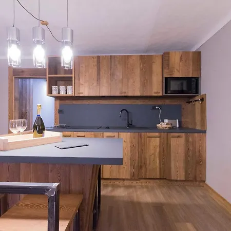 Casaborgovecchio Larice