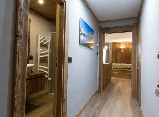 Casaborgovecchio Larice * בארדונקיה